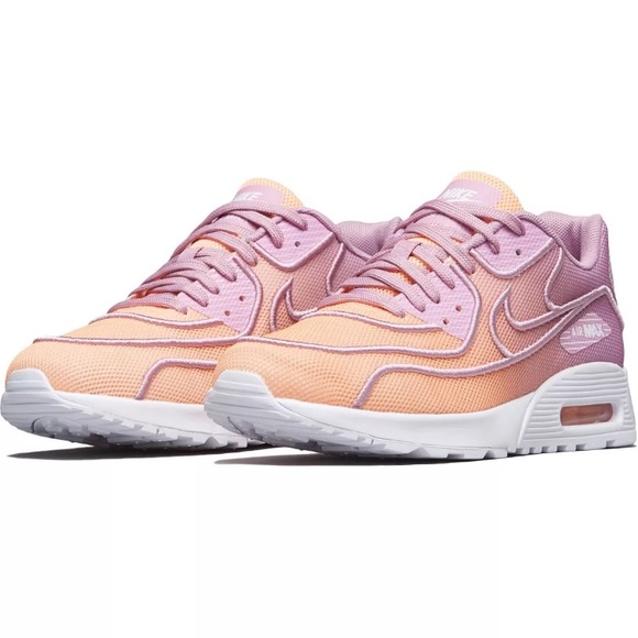 le scarpe nike air max 90 ultra 20 donne nib dimensioni 85 poshmark le scarpe nike air max 90 ultra 20 donne nib dimensioni 85 poshmark